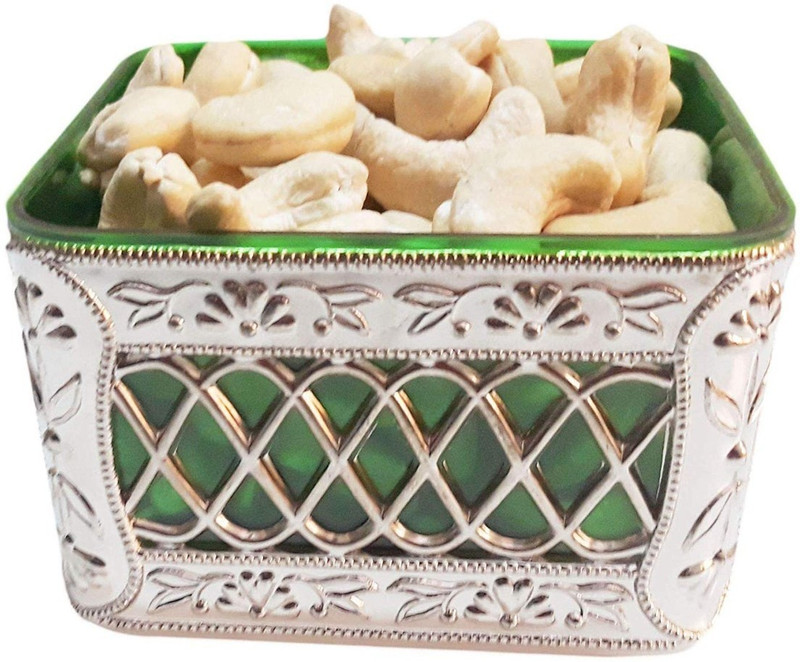 Neotea Dry Cashew Nuts with Green Squared Gift Box Cashews(250 g)