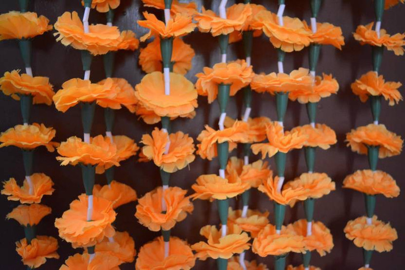 fadorable Artificial Marigold Eco-Friendly Orange Flower Strip ,of 100% Best & Supreme Quality(Orange){6 Strips} for Decoration of Home/offices,any Event/any place to make it beautiful place forever,Re-usable ,Cost-effective ,easy washable Flowers Orange Marigold Artificial Flower(150 inch, Pack of 