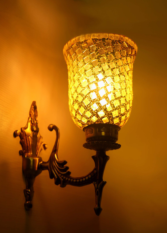 lite 69 Uplight Wall Lamp