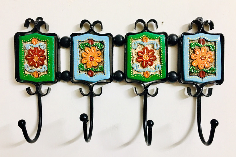 handmade pledge HP97 Iron Key Holder(4 Hooks, Multicolor)