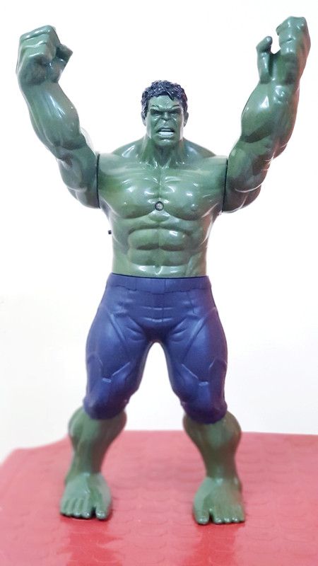 colitive Avengers Legends Hulk - Big Size 12 Inch (30 CM) Action Figure Toy with LED light, Sound and Batteries(Green)