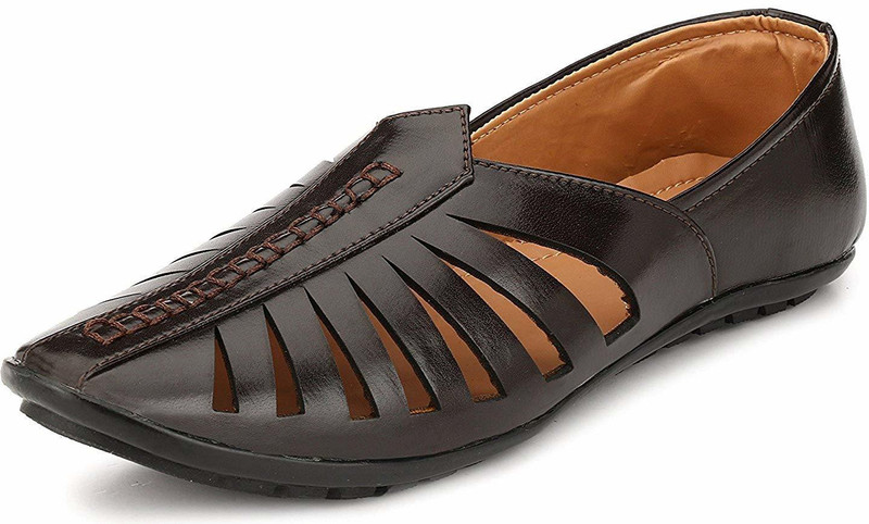 walkalite Mojaris For Men(Brown)