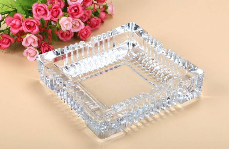 sethias White Glass Ashtray(Pack of 1)
