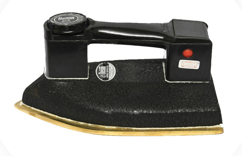 Deson Brass Plate Heavy Weight Iron Box 1250 W Dry Iron Black