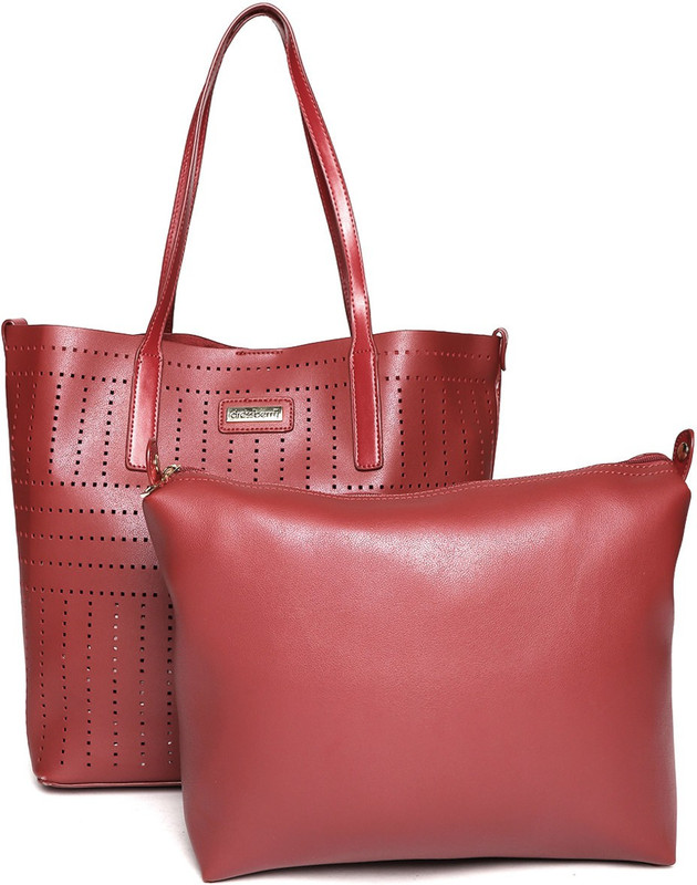 Dressberry bags brand 2025