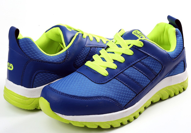 walkmate WALKMATE DAKKO Walking Shoes For Men(Blue)