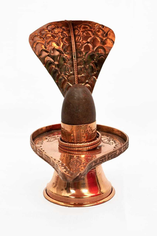 track hot deals Decorative Showpiece  -  17 cm(Copper)