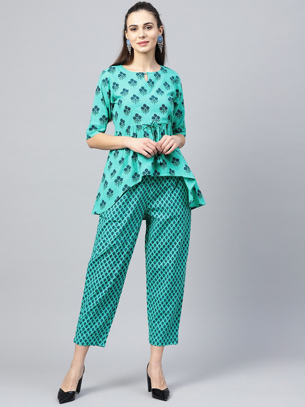 LIBAS Women Kurta Pant Set