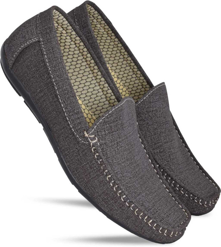 unique feet Loafers For Men(Grey)