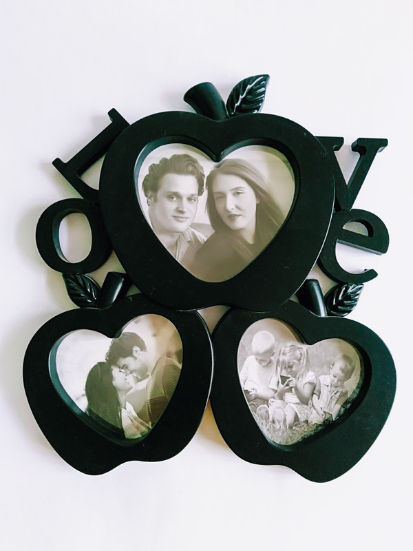 kindal Acrylic Photo Frame(Black, 3 Photos)