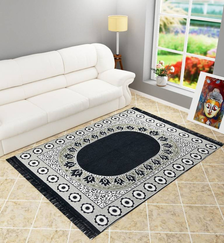 vats White, Black Cotton Carpet(135 cm  X 180 cm)
