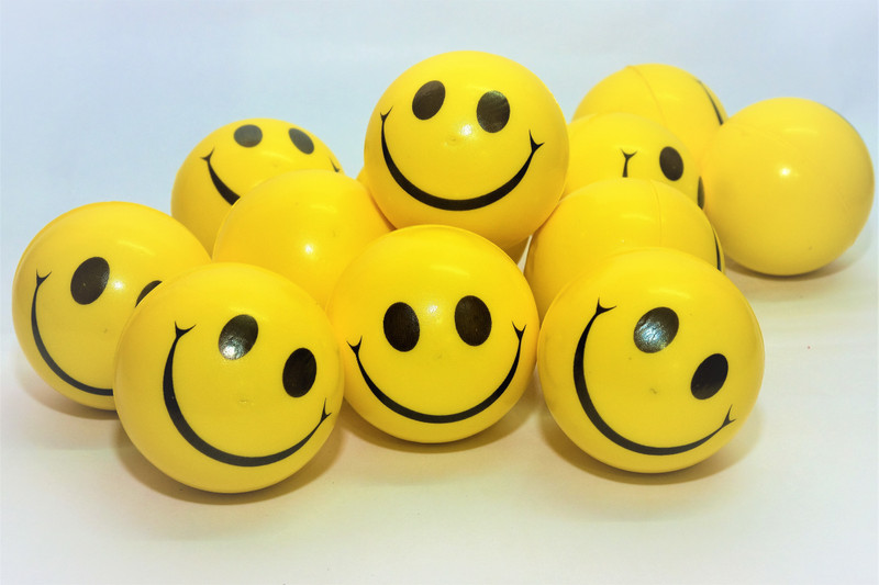 nextbuye Smiley Balls Set of 12 Pieces - 3 inch (Yellow)  - 3 inch(Yellow)