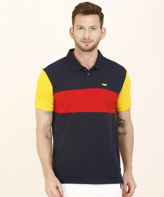 levis t shirts under 500
