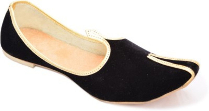 gofits jutties Mojaris For Men(Gold, Black)