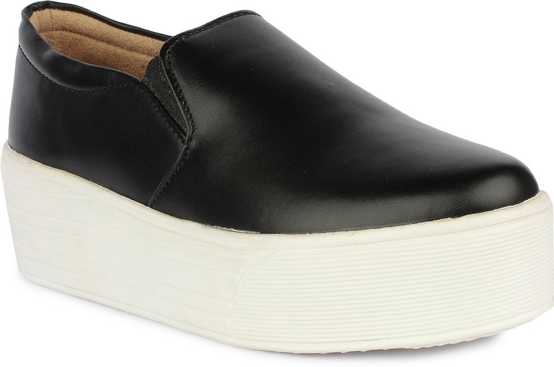 Bella Toes Women's Black Synthetic Leather Loafers / Slip On Shoes Slip On Sneakers For Women(Black) Bella Toes Women's Black Synthetic Leather Loafers / Slip On Shoes Slip On Sneakers For Women(Black)