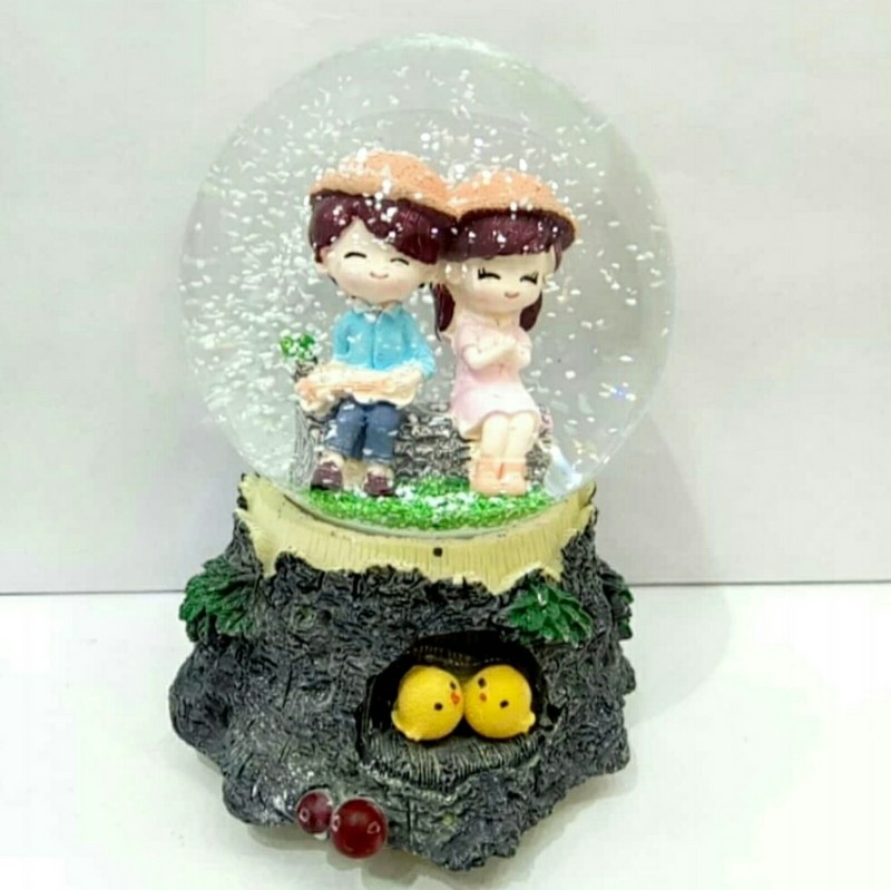 Buy Anant Gift Gallery COUPLE SHOWPIECE WITH MUSIC AND LIGHTS