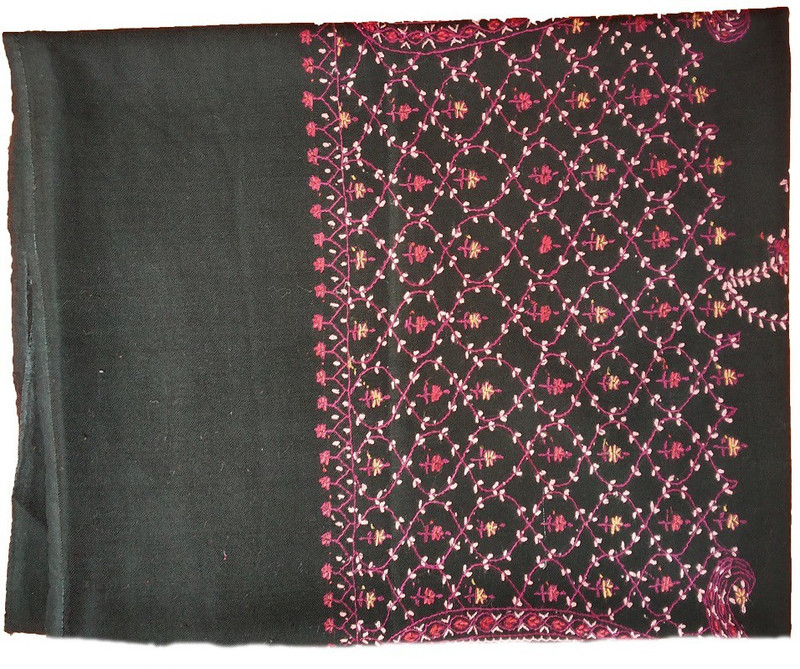 kashmir speciall Pashmina Embroidered Women Shawl(Black)