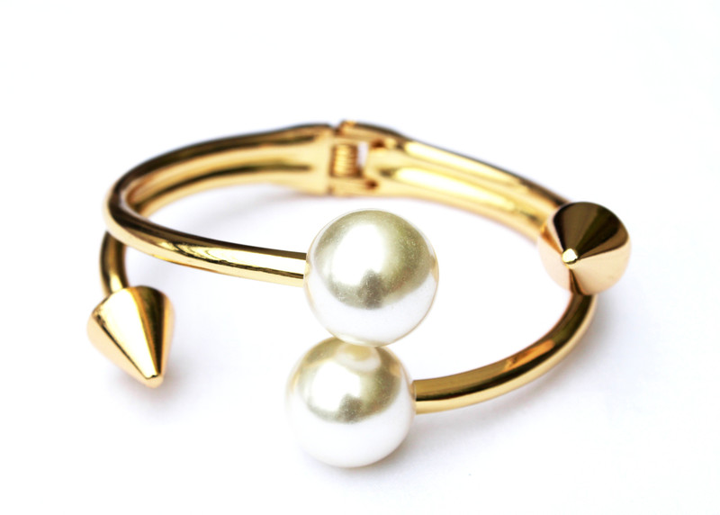 craft kona Metal Gold-plated Bracelet