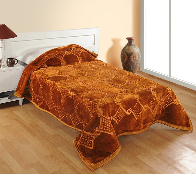 shital Geometric Single Mink Blanket(Microfiber, Camel)