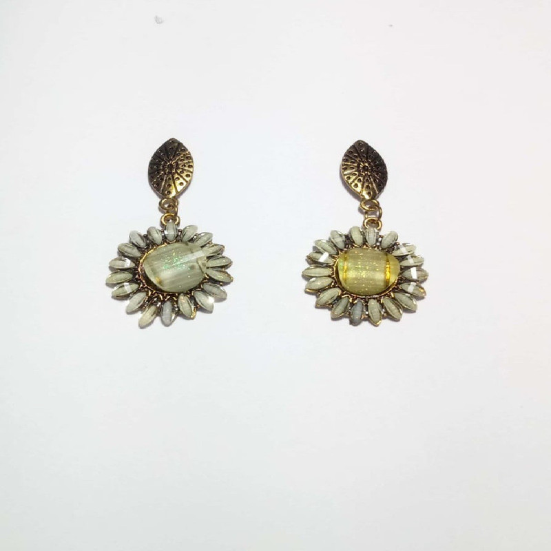 hiranya stone ear ring Cat's Eye Copper Chandbali Earring