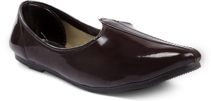 speczo speczoMen's Patent Faux Leather Jutti's, Nagra's and Mojari's Jutis For Men(Brown)