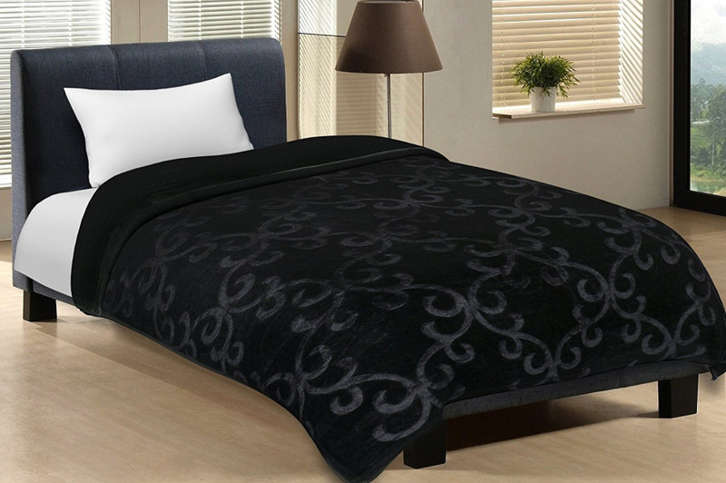mature Floral Single Mink Blanket(Microfiber, Black)