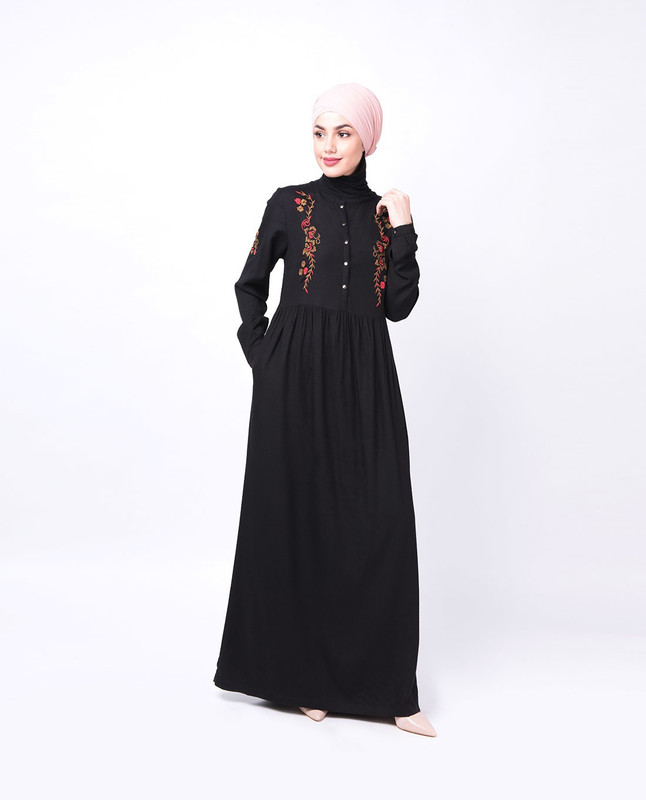 SILK ROUTE London Black Floral Embroidered Abaya Women Height 5'2 inch, Abaya Length 54 inch Viscose Solid Abaya(Black)