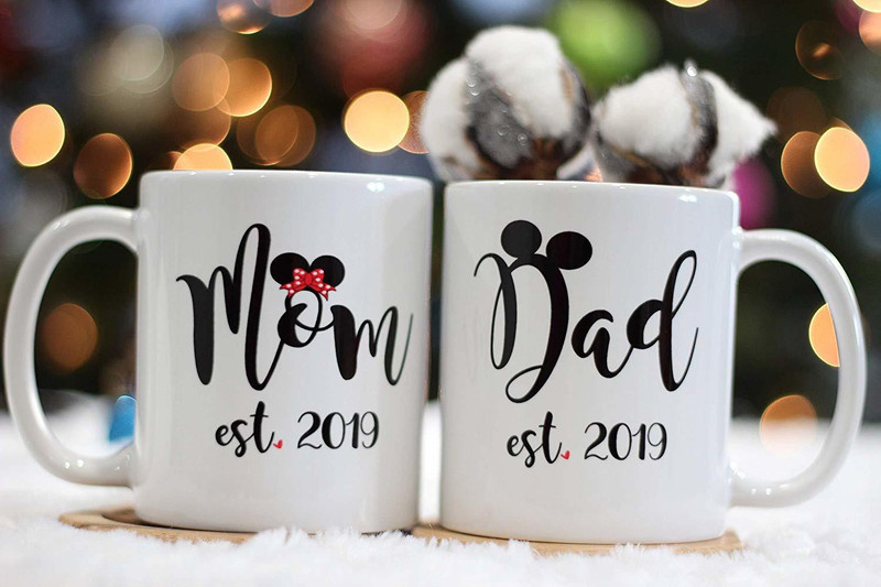 karan digital work Mom and Dad Set Ceramic Mug(325 ml, Pack of 2)