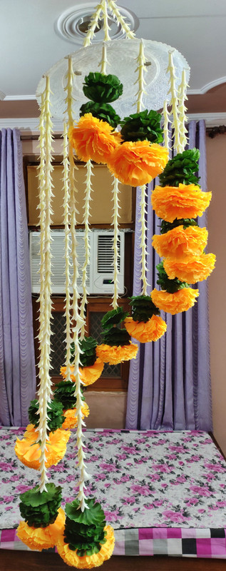 dannyboyzs Artificial Marigold Flower Chandelier, Zhoomar Orange, White Marigold Artificial Flower Orange, White Marigold Artificial Flower(27 inch, Pack of 1)