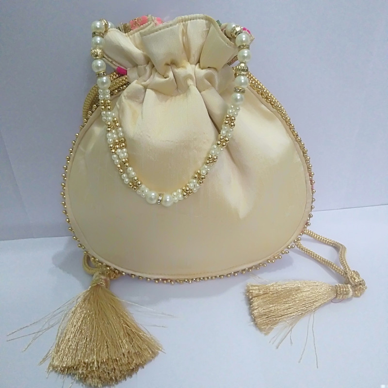 diya womens Women Multicolor Handbag