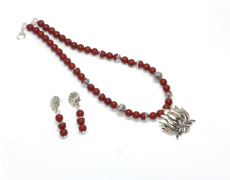 nazneen collections Oxidised Silver Jewel Set(Red)
