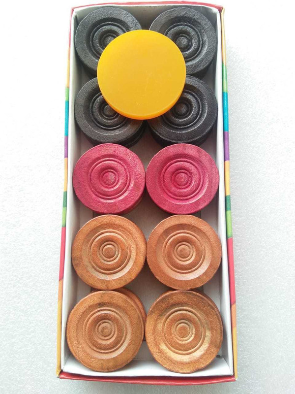 GSE wodden coins, stricker, and powder Carrom Pawns(Pack of 22)