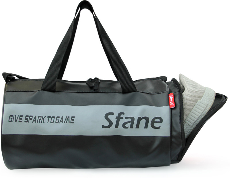 sports bag with separate shoe compartment