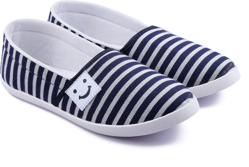Asian AMY-91 Slip On Sneakers For Women(Blue, Off White)