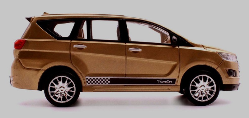 centy toys TOYZZONE INNOVA CRYSTA(Multicolor)