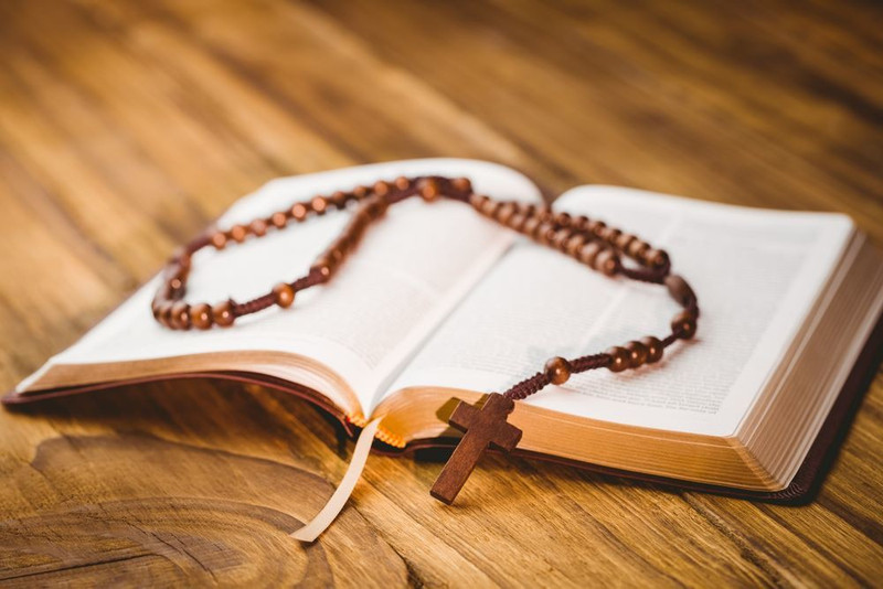 KD Open bible with rosary Sticker Poster|Christian Posters|Jesus christ poster| Paper Print(12 inch X 18 inch, Rolled)