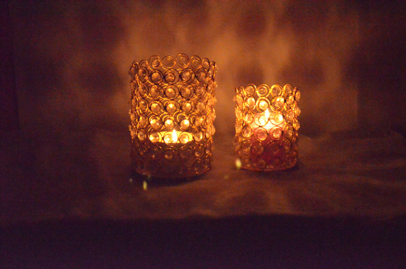 jar candles SET OF 2 GOLD METAL GRID WITH BEADS Candle(Gold, Pack of 2)