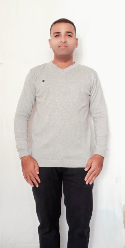 die4u Self Design Men V Neck Grey T-Shirt