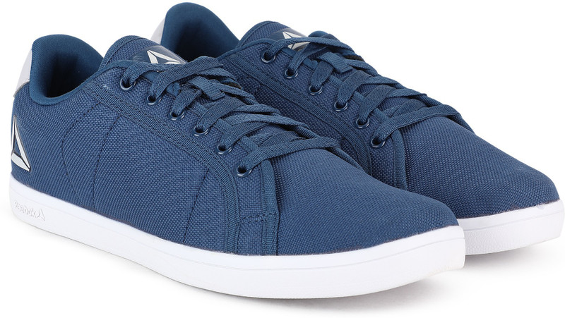 reebok classics tread max sneakers