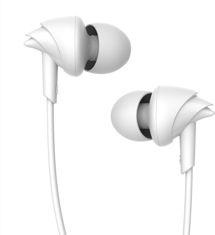 boAt boAt Bassheads 220 Wired Earphones Wired(Frosty White, In the Ear)