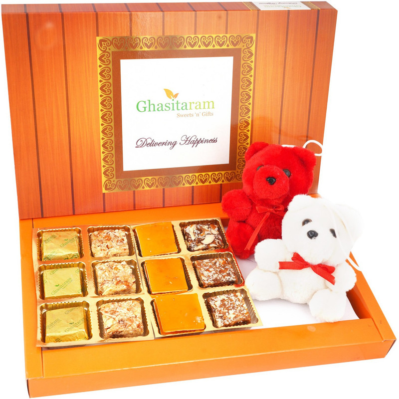 valentine-sweets-assorted-bites-and-2-teddies-ghasitaram-gifts-original-imafzmjhyg7zznpa.jpeg