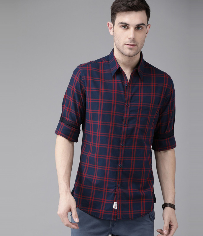Roadster Men Checkered Casual Dark Blue Shirt
