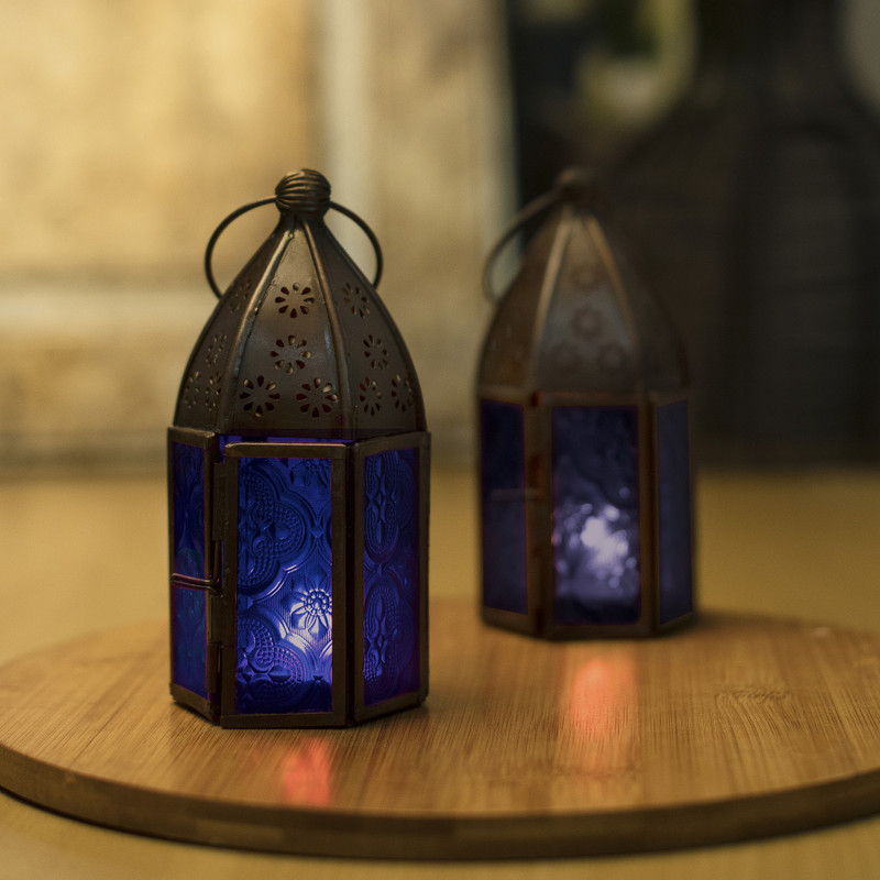Flipkart SmartBuy Metal Decorative Antique Copper Finish Moroccan Lantern Candle Holder, Set of 2, Tealight Hanging Home Office Decor, Brown Metal Table Lantern(14 cm X 7 cm, Pack of 2)
