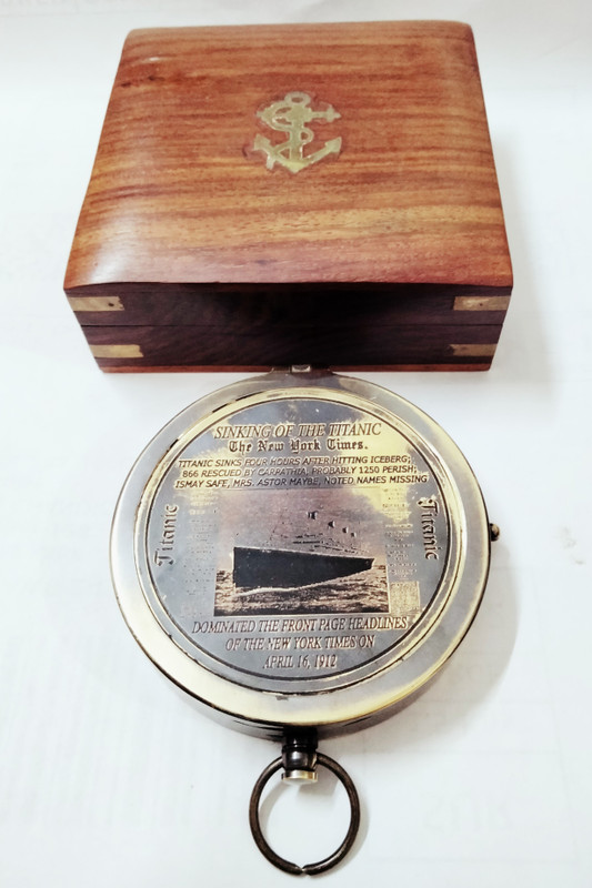 Ascent India Antique Style Brass Titanic Lid Compass 3" With Wooden Box Collectible Gift Compass(Black, Brown)