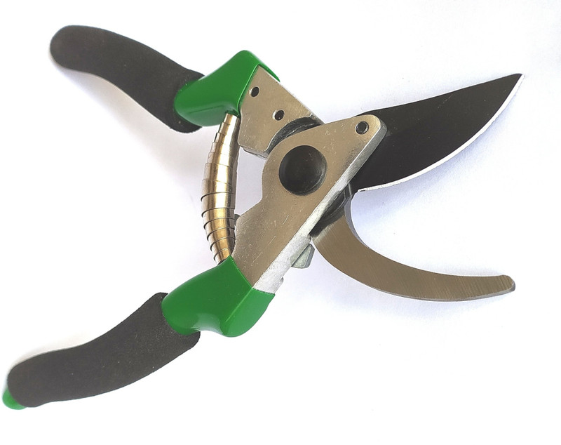Inditrust Heavy Duty 8inch Pruning Shears Gardener Cutter Shears Flower Cutter Wood Cutter Bypass Pruner(Manual)