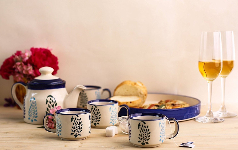 caffeine Tea Tray set Ceramic in Blue Boota Kettle,cups and Tray (Set of 6 piece) Handmade Tea Urn(700 ml)