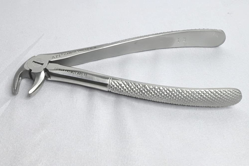 API Extraction Forceps Lower Premolar #13 Dental Elevator