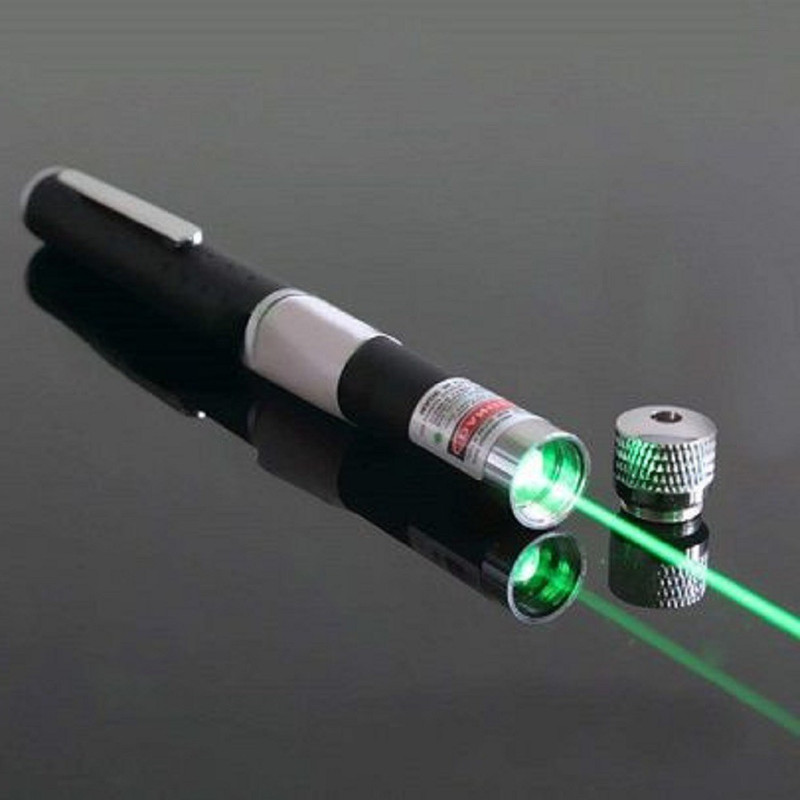 VIS VARSHA INDOTECH SALES Green Multipurpose Laser Light Disco Pointer Pen Beam with Adjustable Antena Cap to Change Project Design for Presentation for Kids Toy.(630 nm, green)
