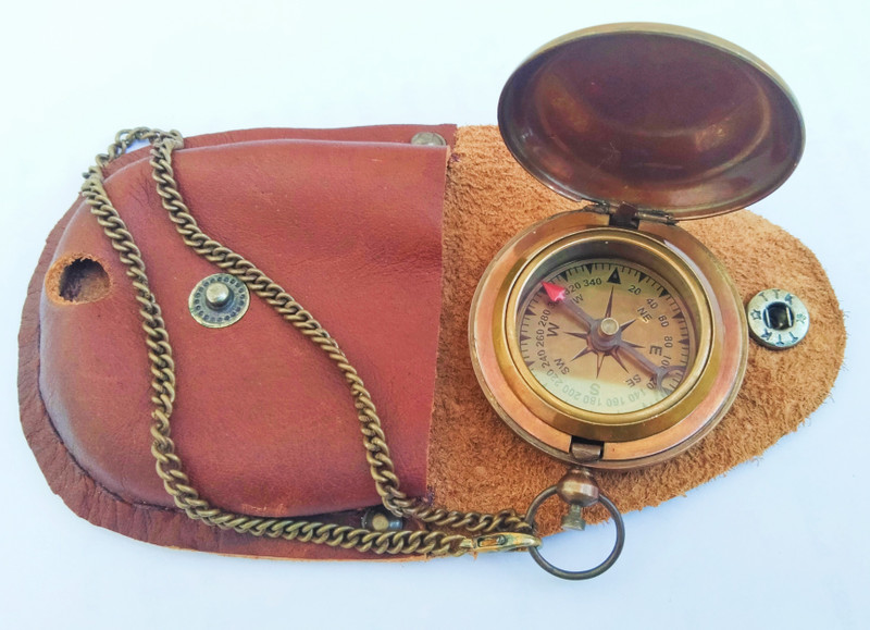 Ascent India Antique brown finish brass pocket push button lid compass chain with Leather case Compass(Brown)
