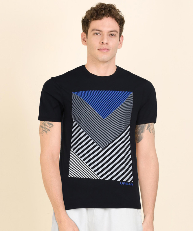 Blackberrys Graphic Print Men Round Neck Black T-Shirt
